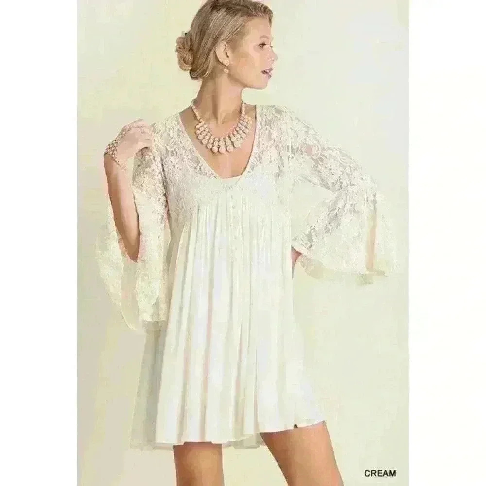 🆕 Romantic Lace Dress